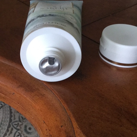 Nakery SkinRestore Body+Hand Wash/Seaside Serenity - Picture 3 of 3